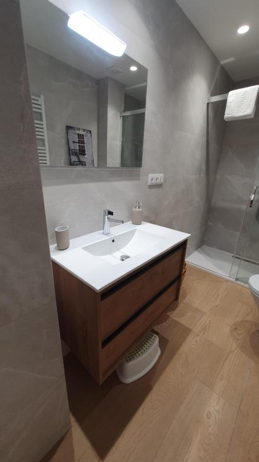Auditorio Vicele - 2 Hab Y Sofa-Cama - Wifi - Vut-3692-As Oviedo Dış mekan fotoğraf