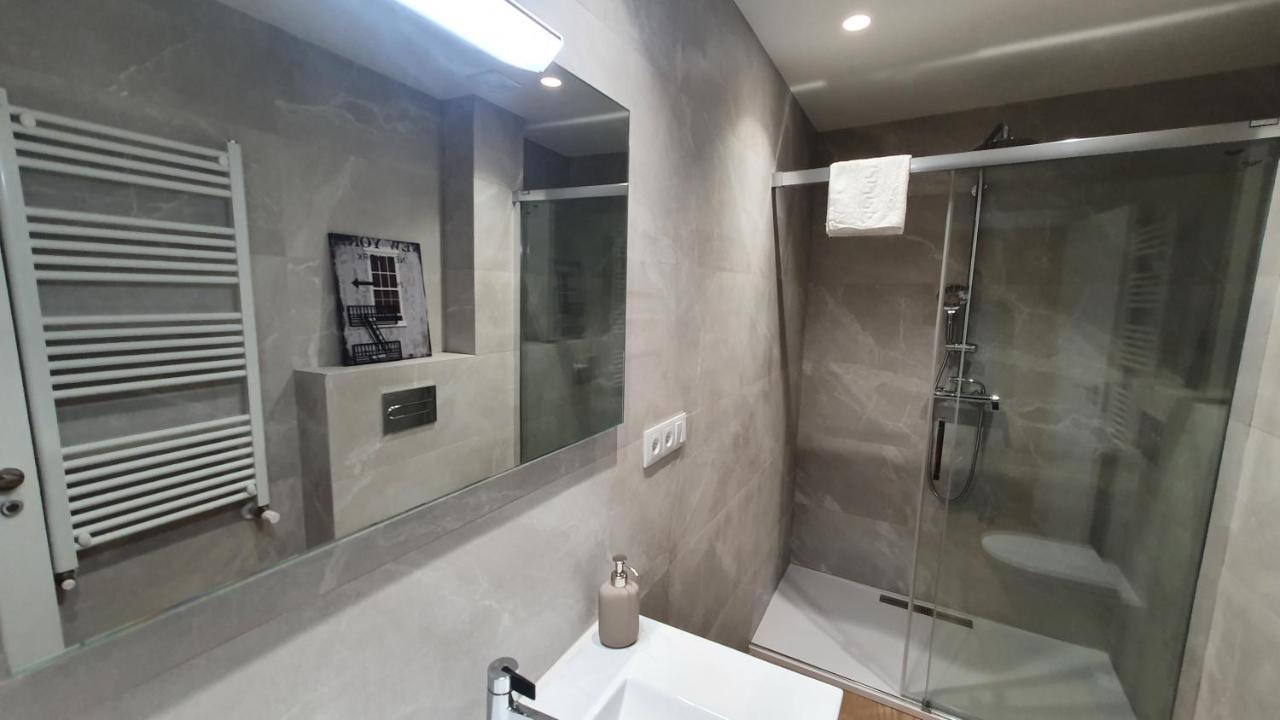 Auditorio Vicele - 2 Hab Y Sofa-Cama - Wifi - Vut-3692-As Oviedo Dış mekan fotoğraf